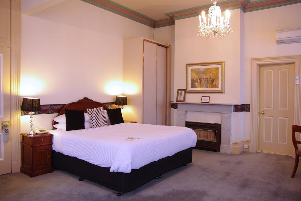 The Shamrock Hotel 3*